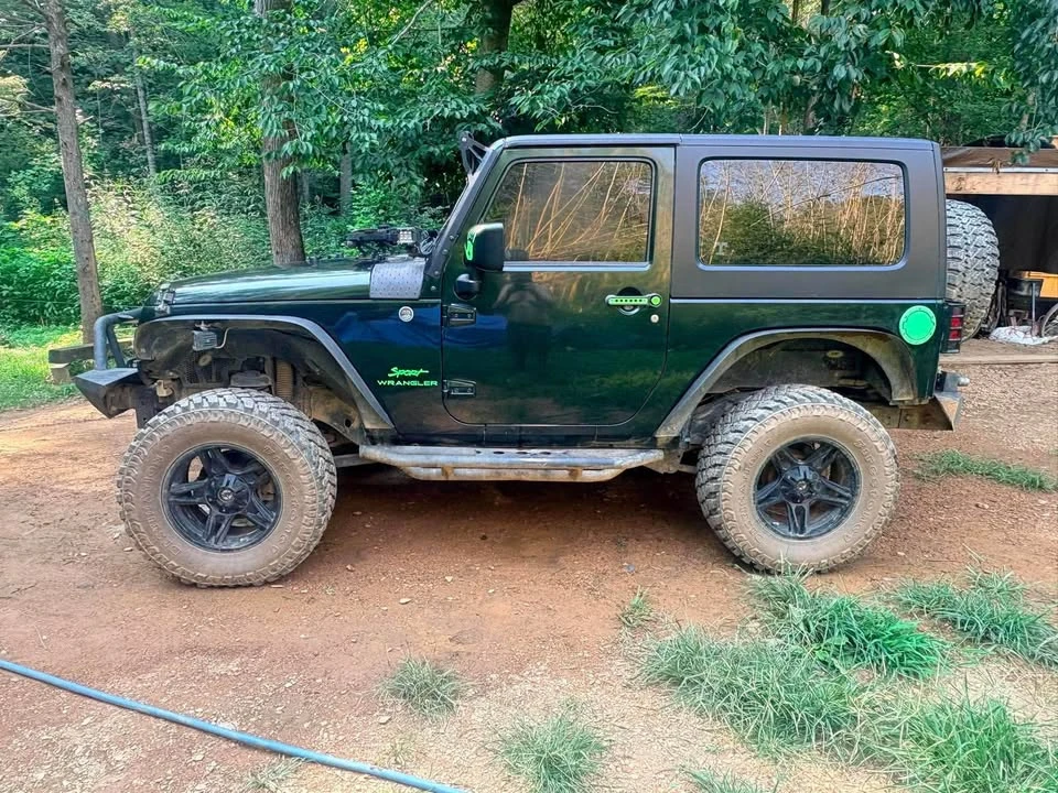 2010 Jeep JK Wrangler - Image 2 of 3