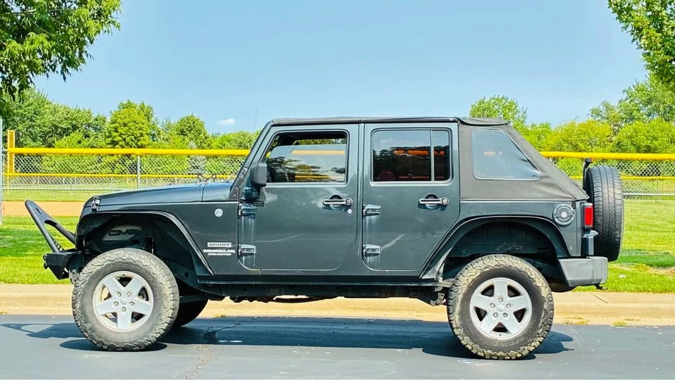 2010 Jeep JK Wrangler - Image 6 of 9