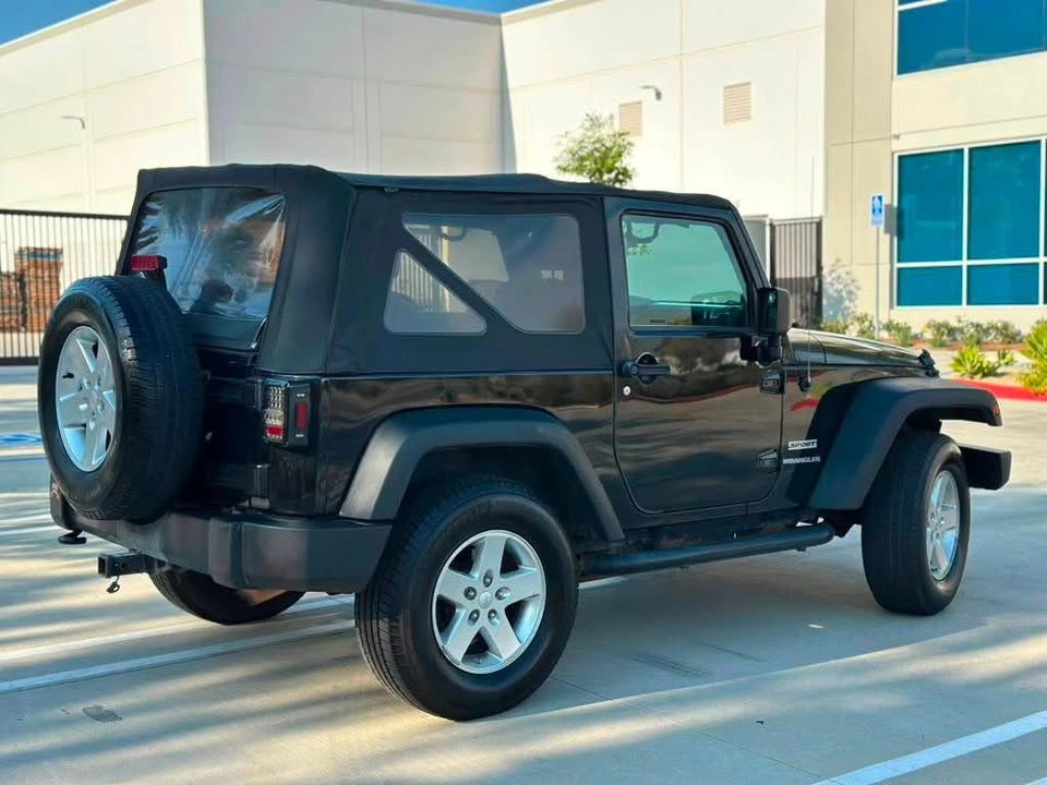 2010 Jeep JK Wrangler - Image 5 of 5