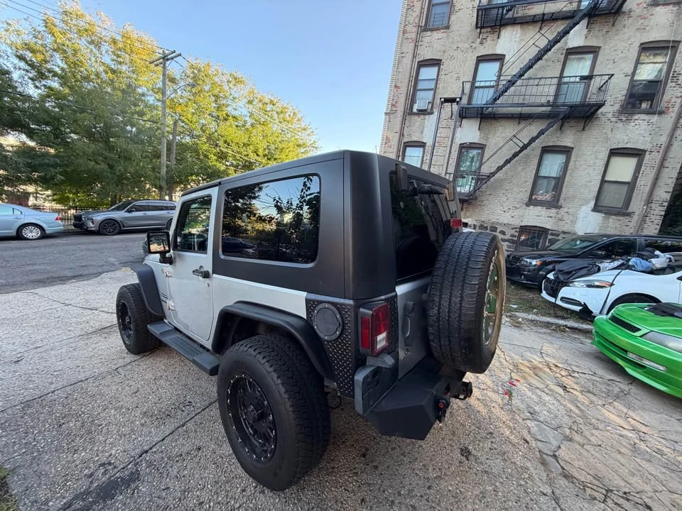 2010 Jeep JK Wrangler - Image 4 of 5