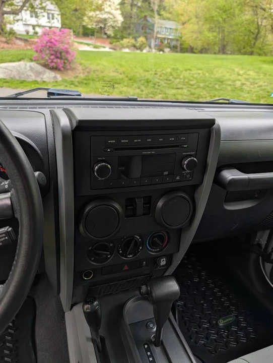 2010 Jeep JK Wrangler - Image 7 of 21