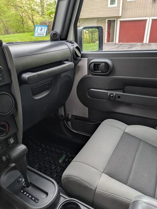 2010 Jeep JK Wrangler - Image 8 of 21