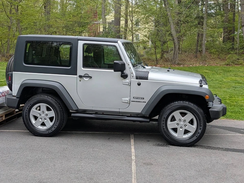 2010 Jeep JK Wrangler - Image 14 of 21