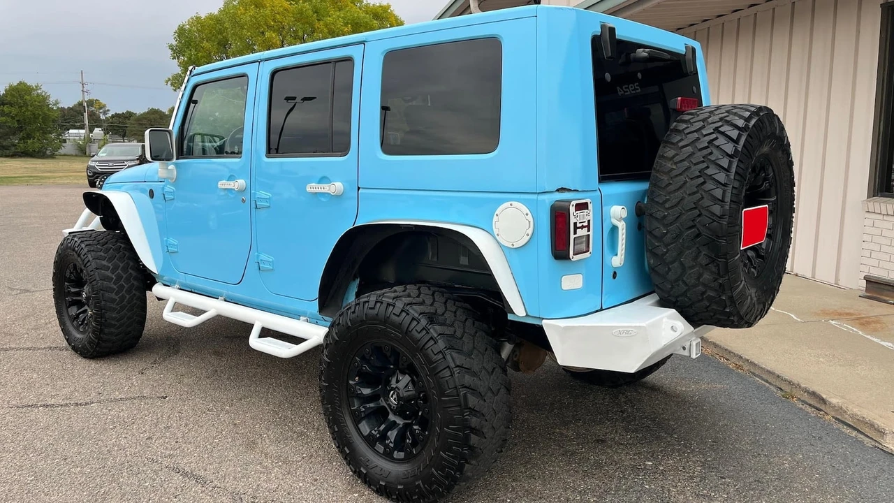 2010 Jeep JK Wrangler - Image 3 of 19