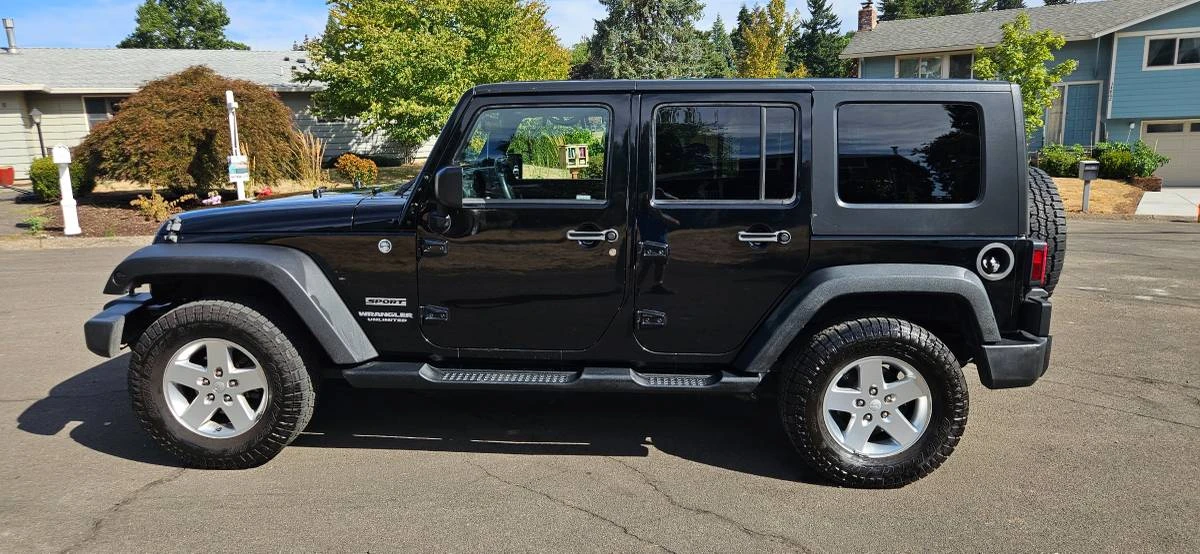 2010 Jeep JK Wrangler - Image 2 of 8