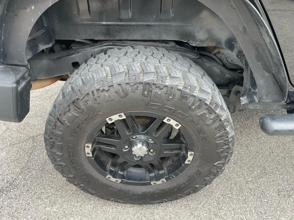 2010 Jeep JK Wrangler - Image 23 of 25