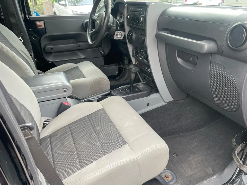 2010 Jeep JK Wrangler - Image 17 of 25