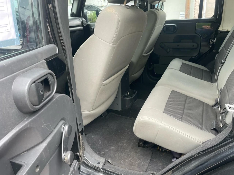 2010 Jeep JK Wrangler - Image 15 of 25