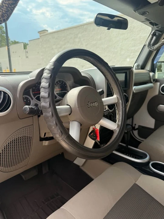 2010 Jeep JK Wrangler - Image 10 of 16