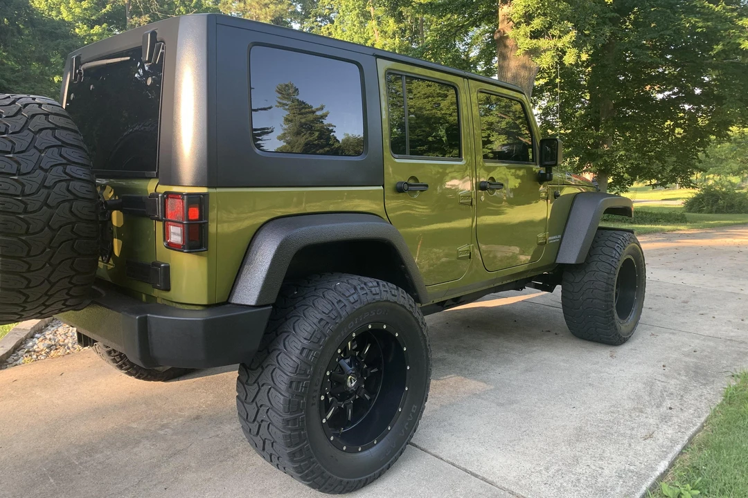 2010 Jeep JK Wrangler - Image 12 of 31