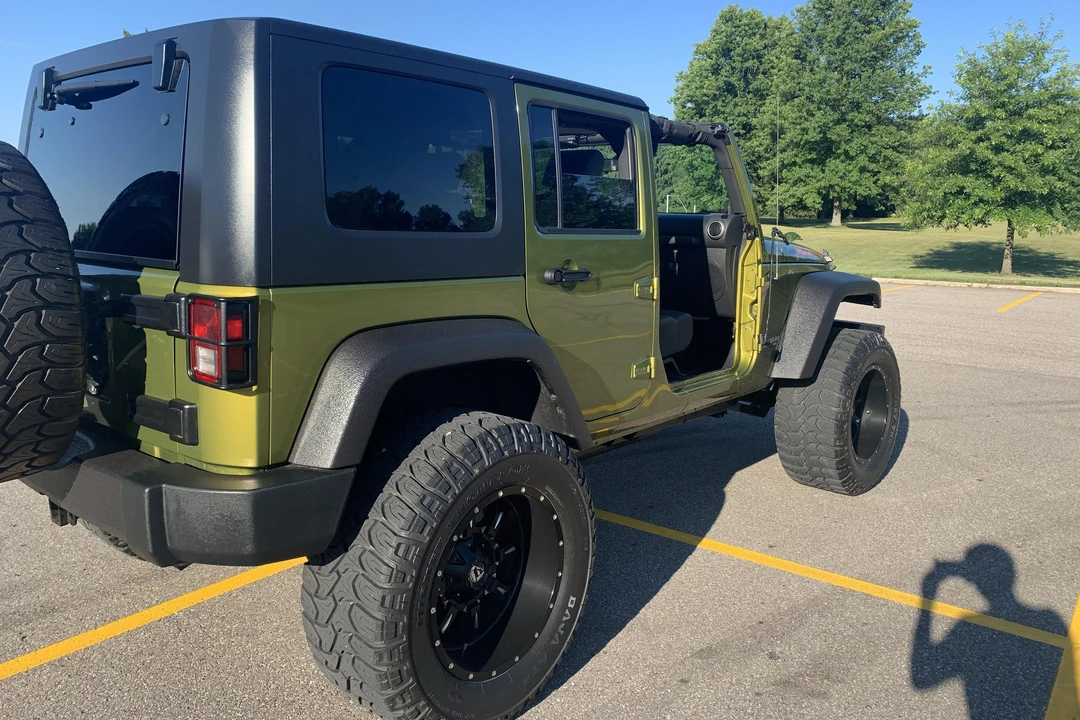 2010 Jeep JK Wrangler - Image 13 of 31