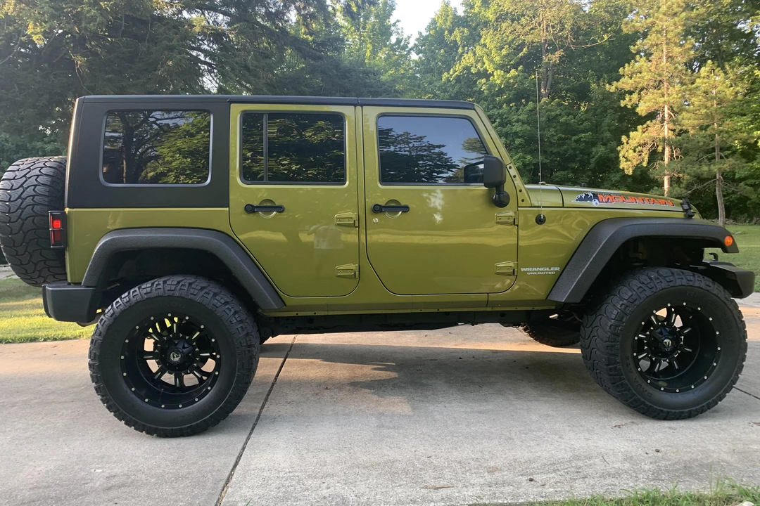 2010 Jeep JK Wrangler - Image 15 of 31