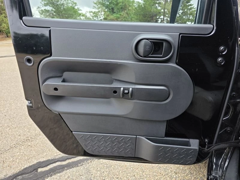 2010 Jeep JK Wrangler - Image 13 of 20