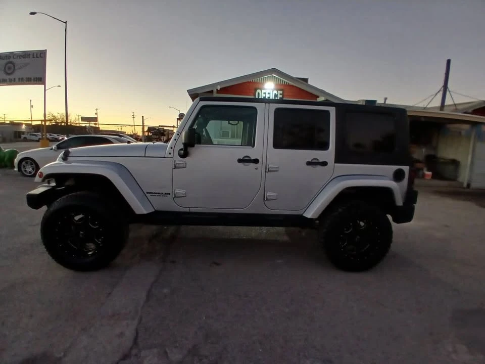 2010 Jeep JK Wrangler - Image 4 of 11