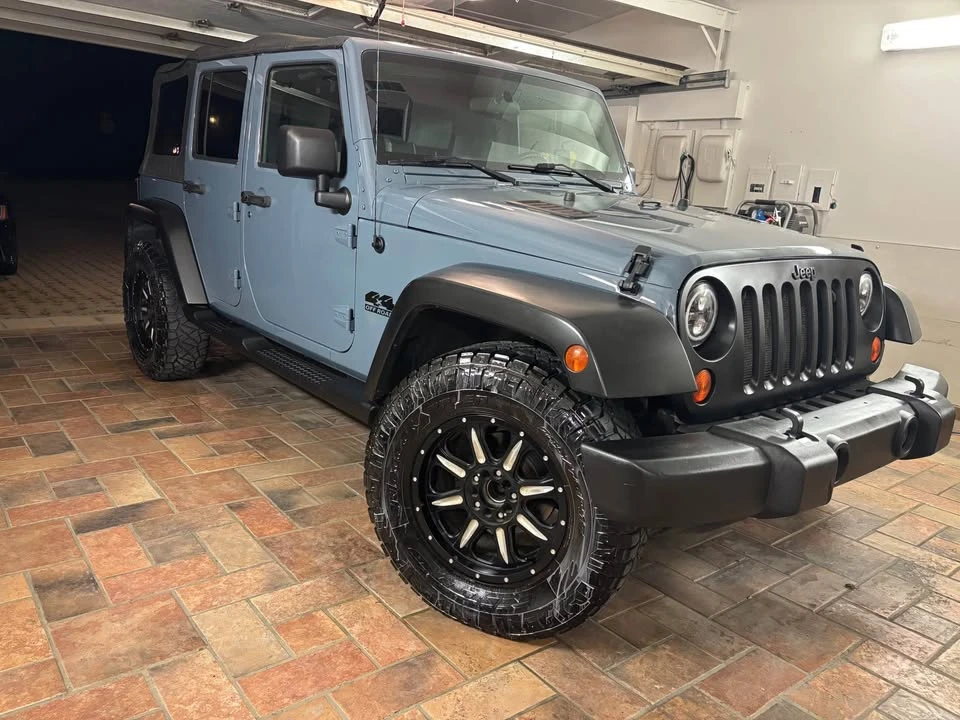 2010 Jeep JK Wrangler - Image 3 of 4