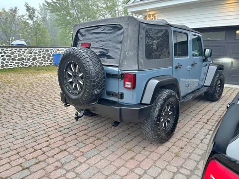 2010 Jeep Wrangler Unlimited Sahara