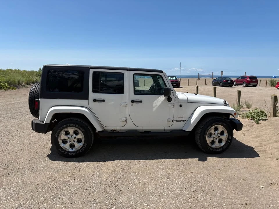 2010 Jeep JK Wrangler - Image 4 of 8