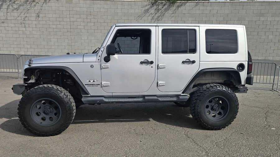 2010 Jeep JK Wrangler - Image 2 of 8