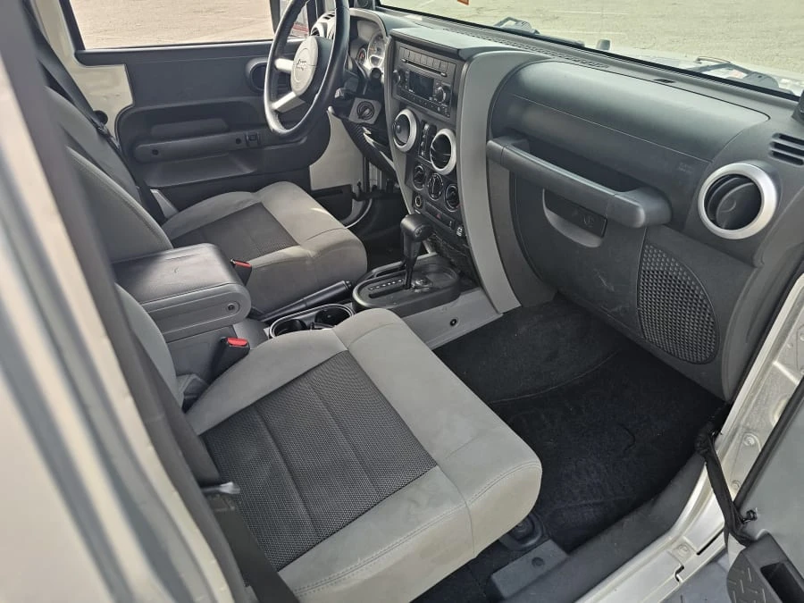 2010 Jeep JK Wrangler - Image 5 of 8