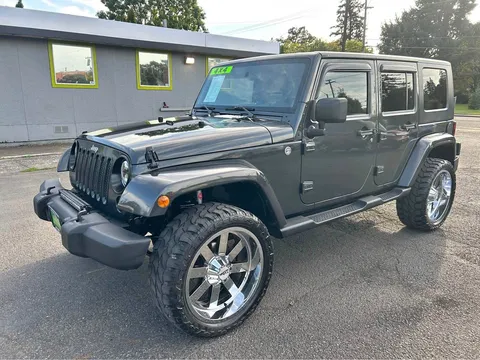 2010 Jeep Wrangler Unlimited Sahara (JK) Sport Utility 4D