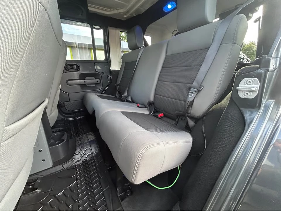 2010 Jeep JK Wrangler - Image 15 of 19
