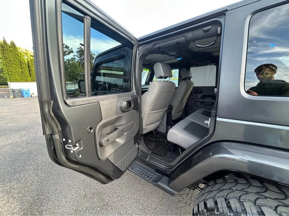 2010 Jeep JK Wrangler - Image 13 of 19