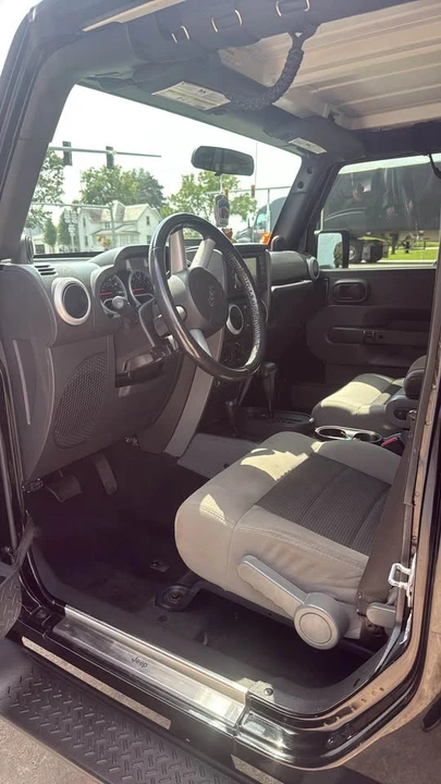 2010 Jeep JK Wrangler - Image 5 of 10