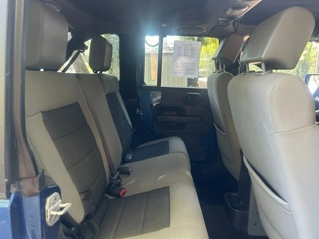 2010 Jeep JK Wrangler - Image 17 of 20