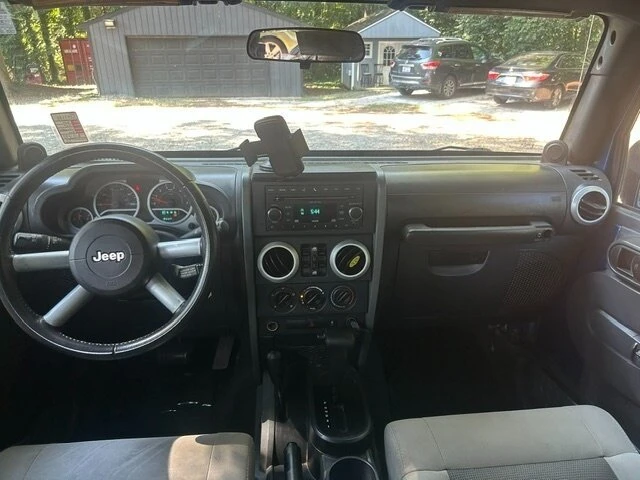 2010 Jeep JK Wrangler - Image 14 of 20