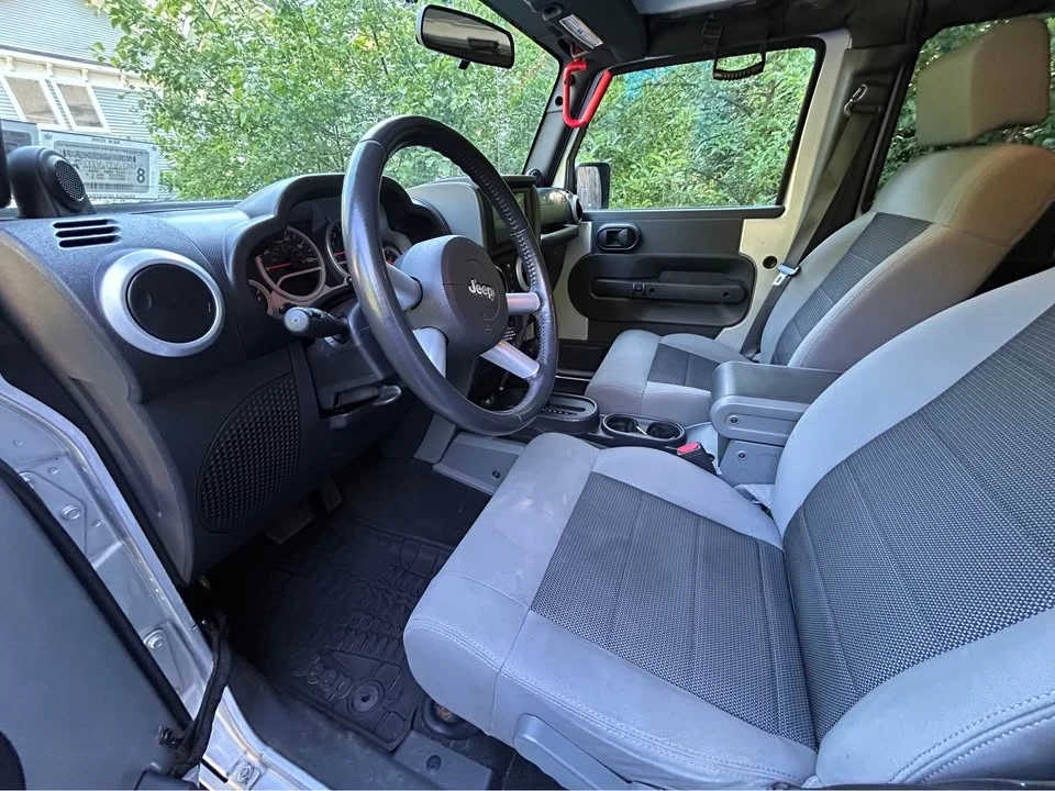 2010 Jeep JK Wrangler - Image 13 of 21
