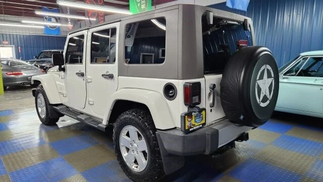 2010 Jeep JK Wrangler - Image 4 of 21