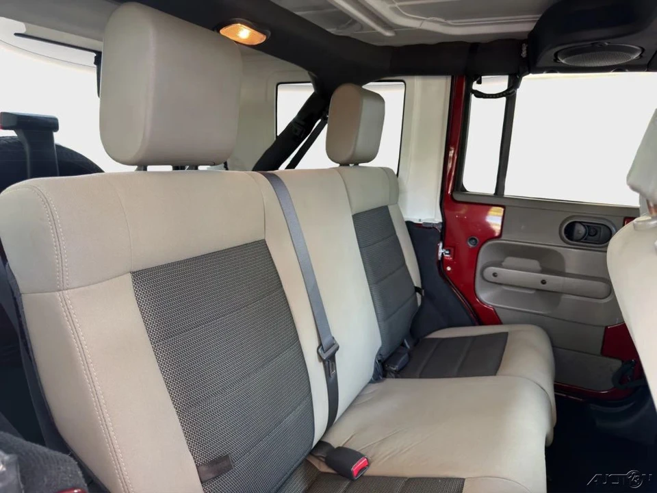 2010 Jeep JK Wrangler - Image 20 of 21
