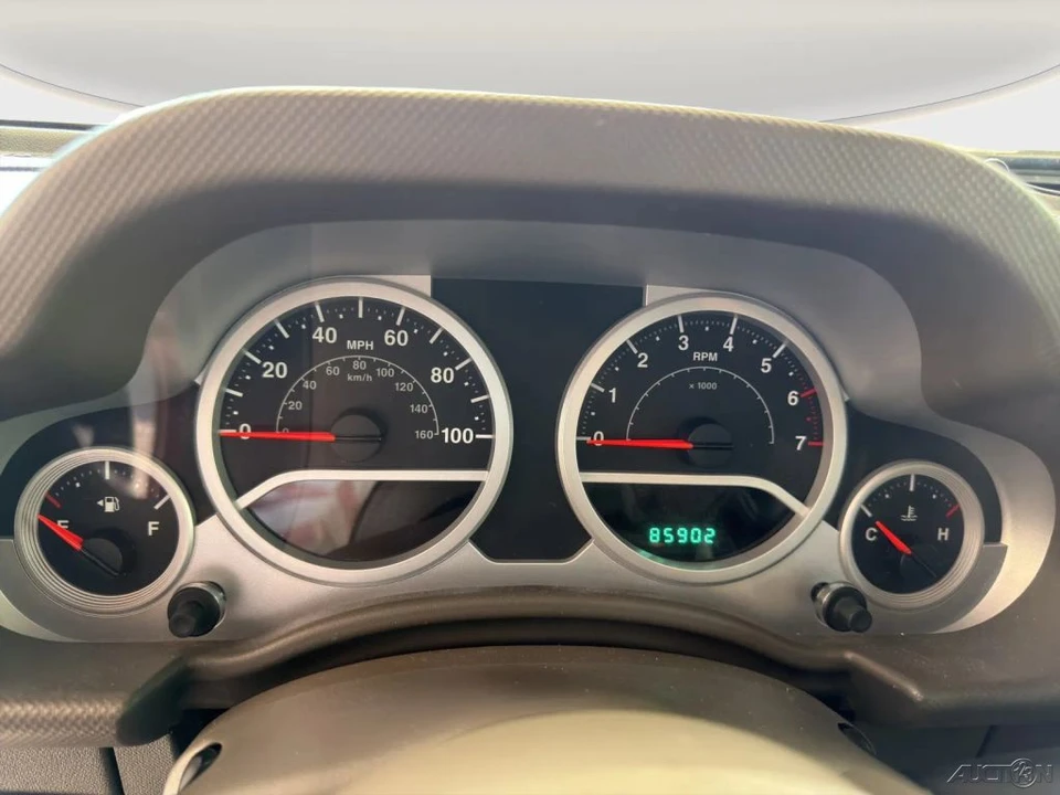 2010 Jeep JK Wrangler - Image 11 of 21