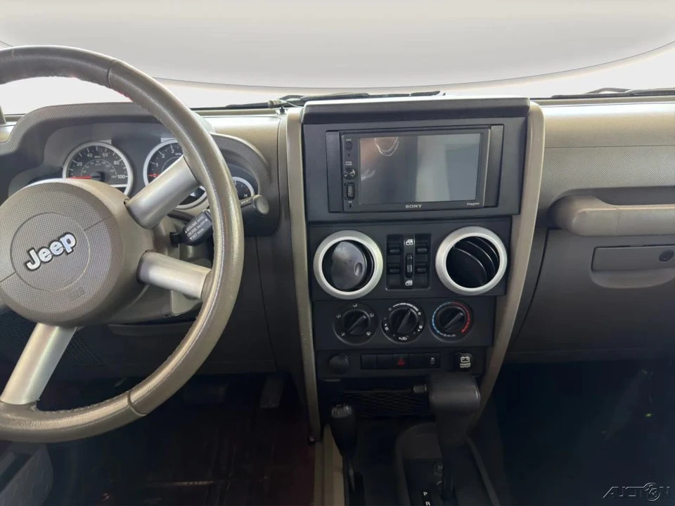 2010 Jeep JK Wrangler - Image 16 of 21