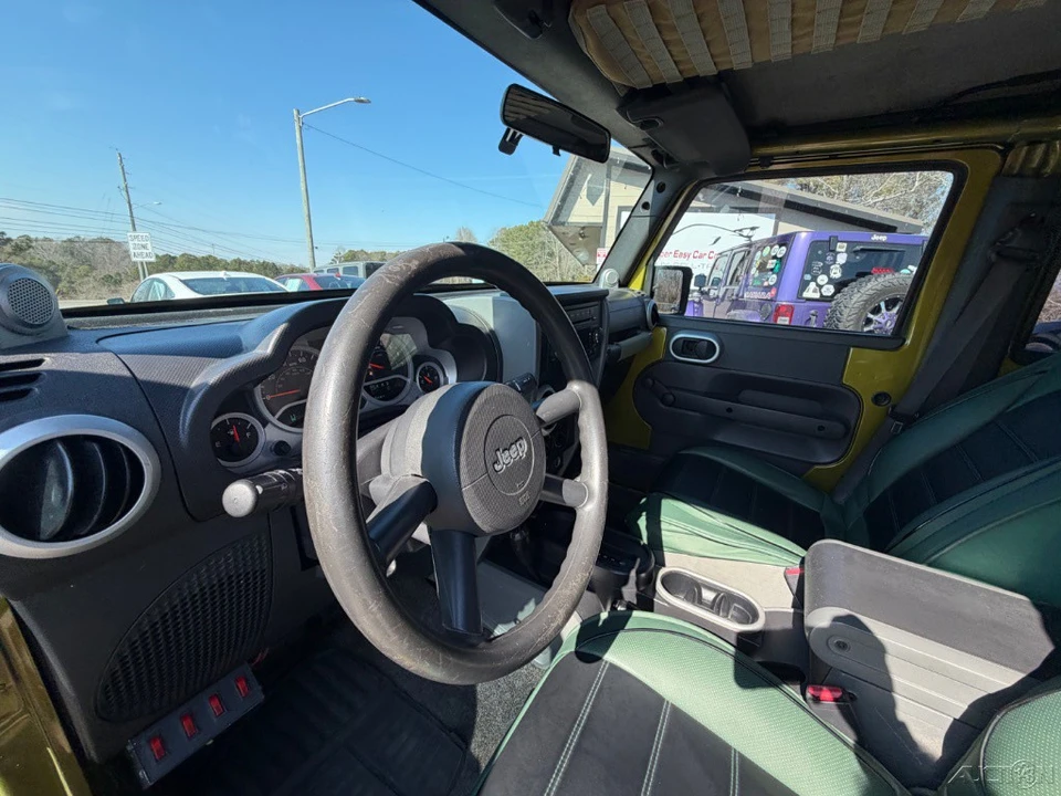 2010 Jeep JK Wrangler - Image 10 of 12