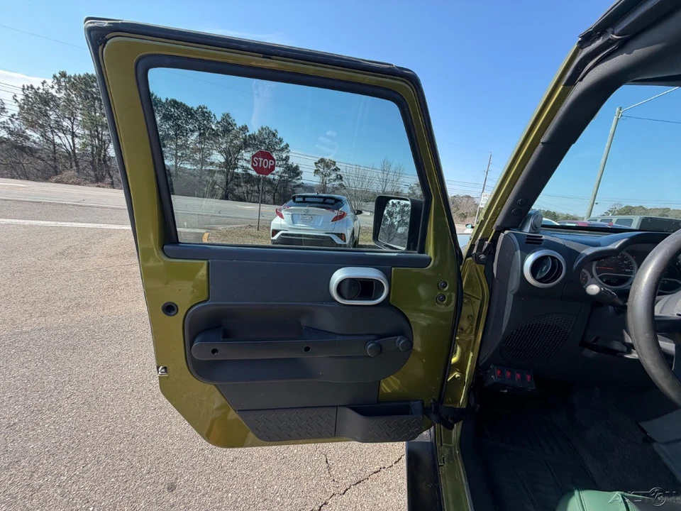 2010 Jeep JK Wrangler - Image 9 of 12