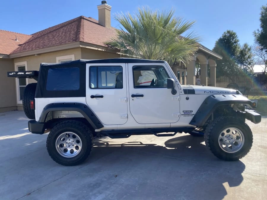 2010 Jeep JK Wrangler - Image 2 of 11