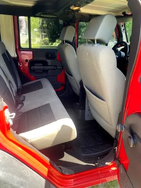 2010 Jeep JK Wrangler - Image 10 of 15