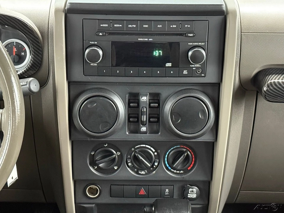 2010 Jeep JK Wrangler - Image 18 of 24