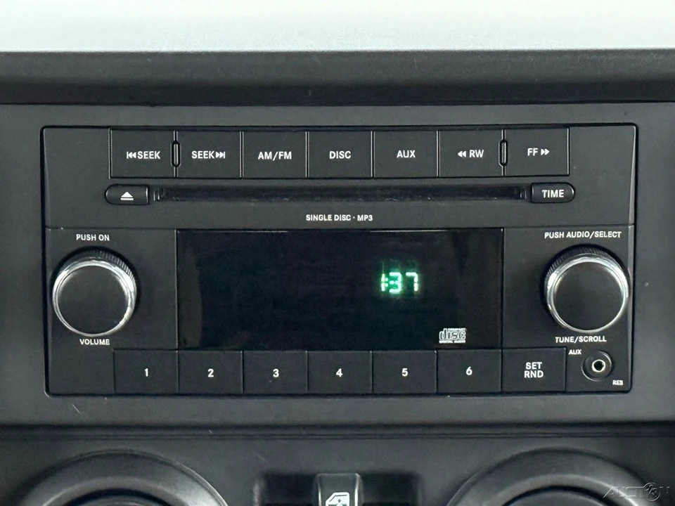 2010 Jeep JK Wrangler - Image 19 of 24