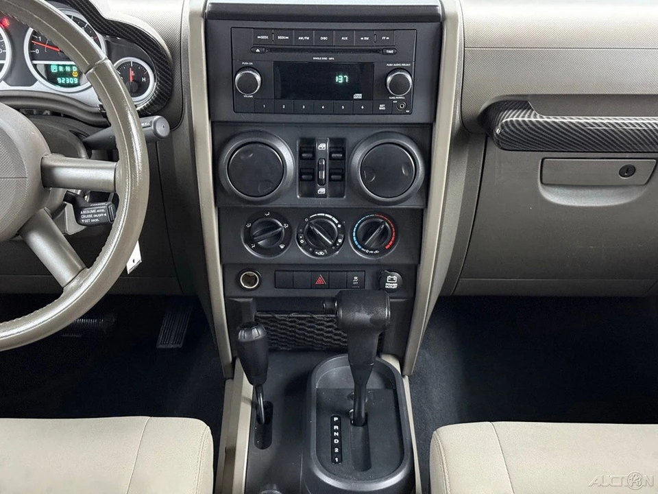 2010 Jeep JK Wrangler - Image 17 of 24