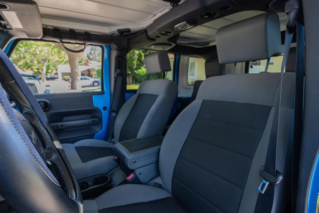 2010 Jeep JK Wrangler - Image 25 of 31