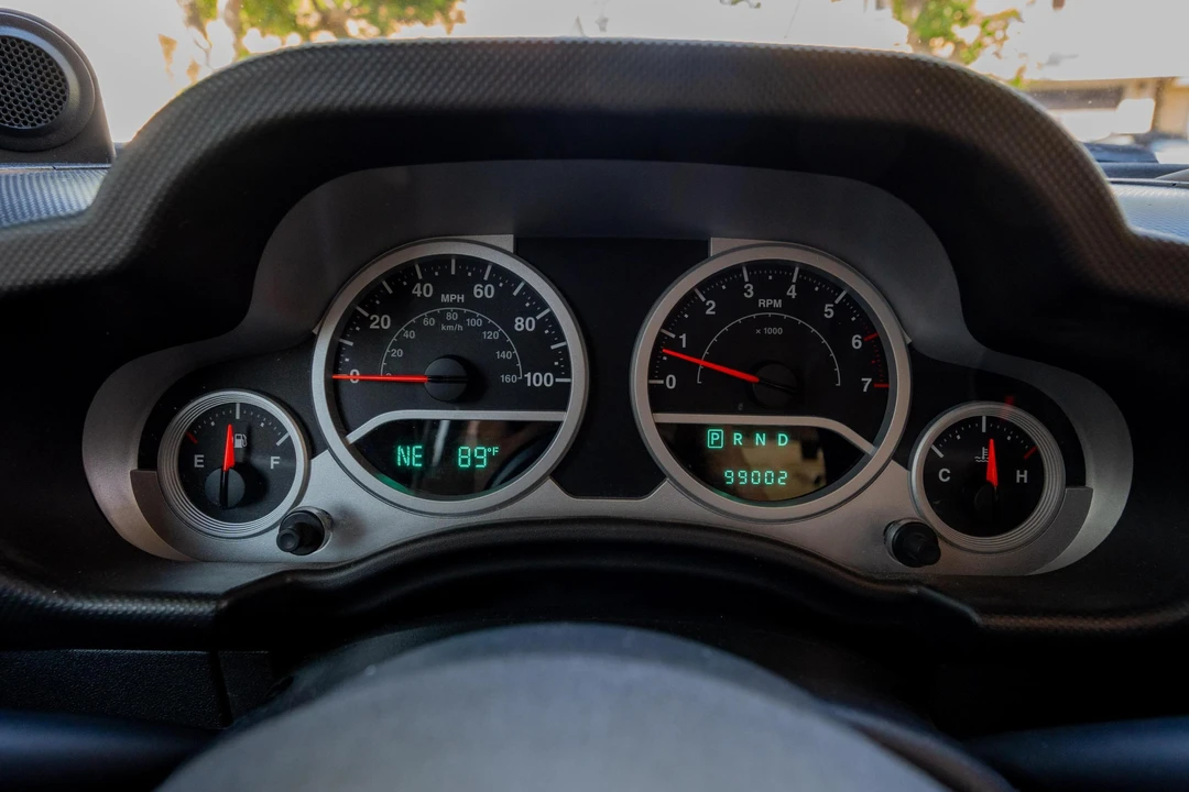 2010 Jeep JK Wrangler - Image 24 of 31