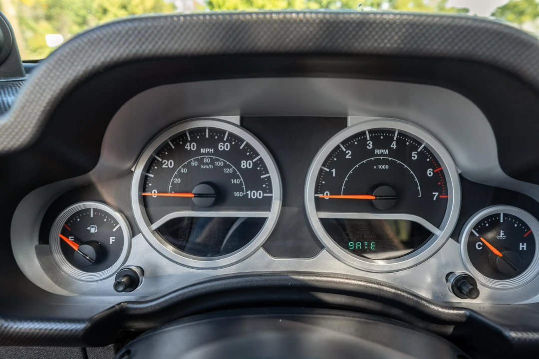 2010 Jeep JK Wrangler - Image 28 of 31