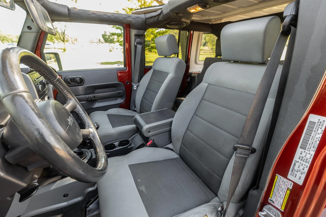 2010 Jeep JK Wrangler - Image 21 of 31