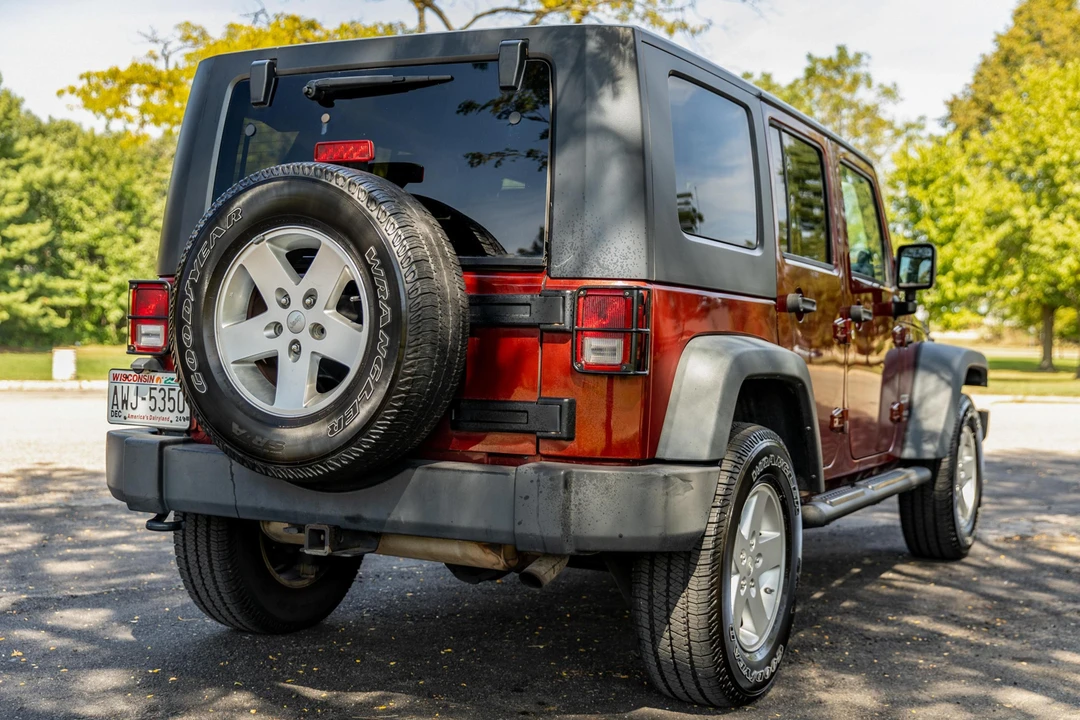 2010 Jeep JK Wrangler - Image 4 of 31