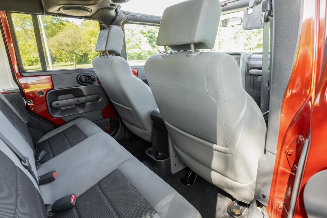 2010 Jeep JK Wrangler - Image 25 of 31