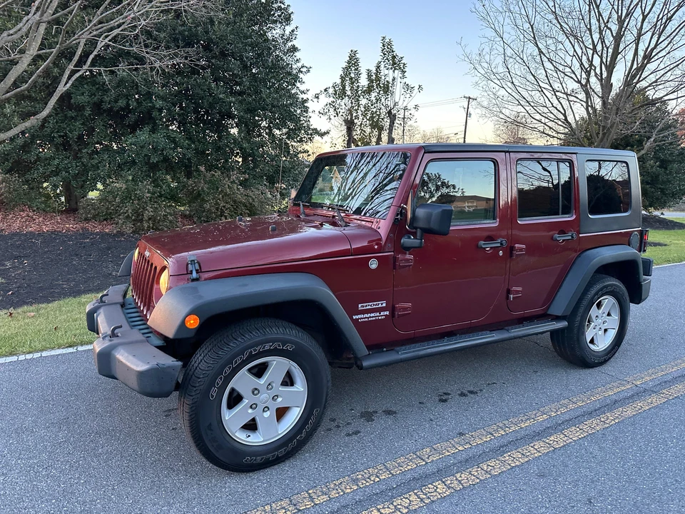 2010 Jeep JK Wrangler - Image 29 of 31