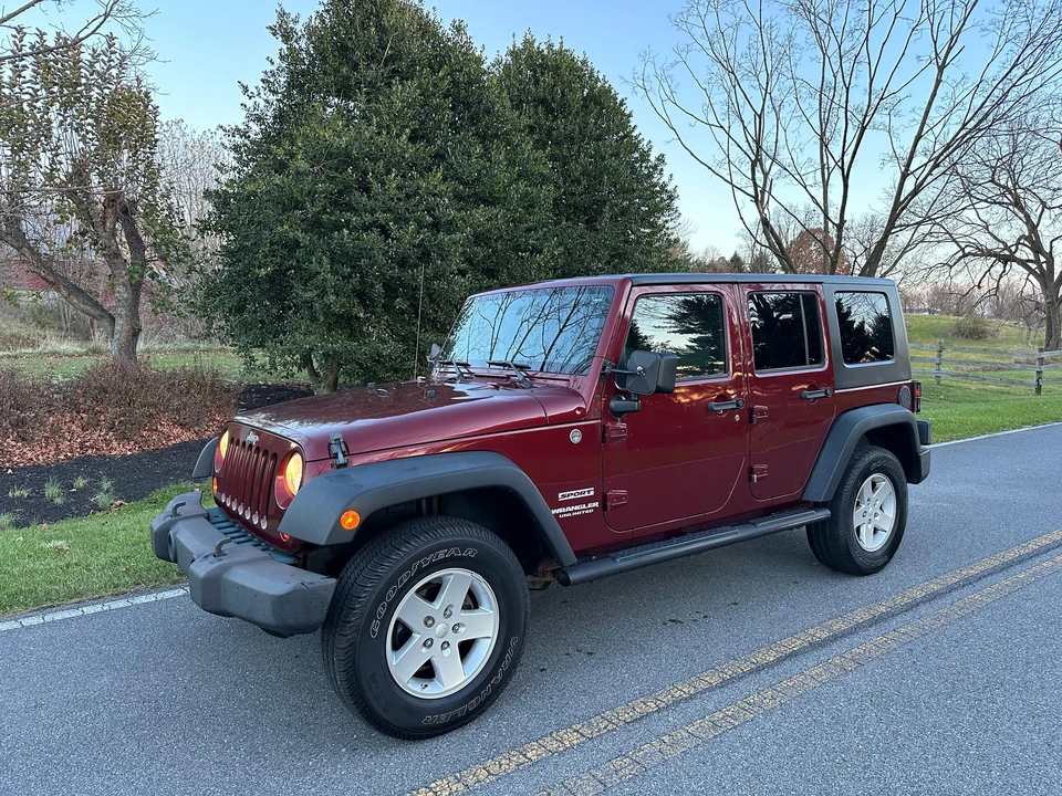 2010 Jeep JK Wrangler - Image 26 of 31