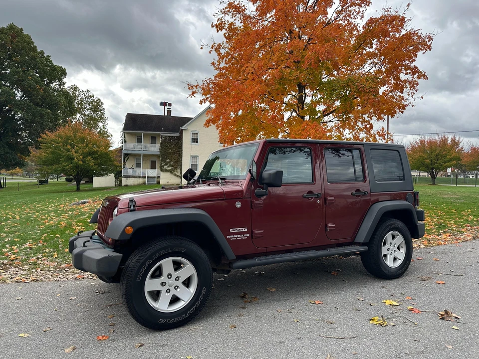 2010 Jeep JK Wrangler - Image 30 of 31